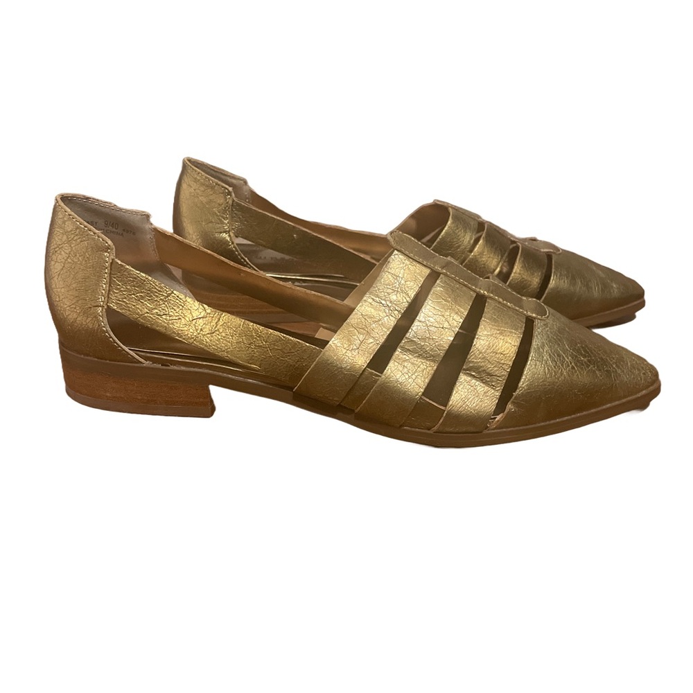 💖 Chinese Laundry "Outcast" Antique Gold Loafers